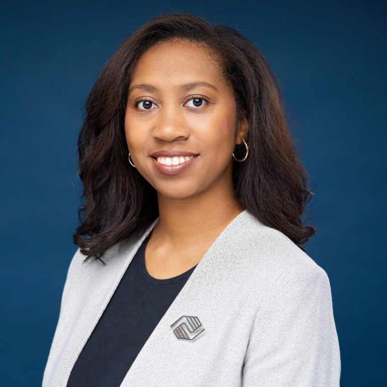 De'Heaven Robinson Branch Director Headshot